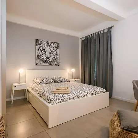 Apartament Le Trendy, Plein Centre Avec Climatisation Nicea